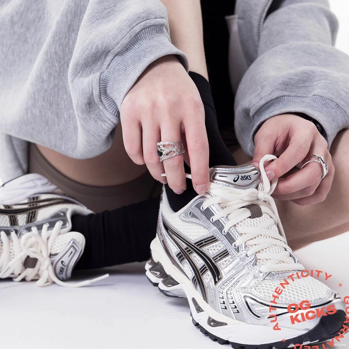 Plum Cream Metallic ASICS Black Gel-Kayano 14 0822